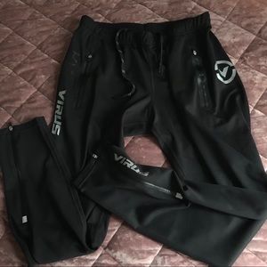 Virus Intl Joggers